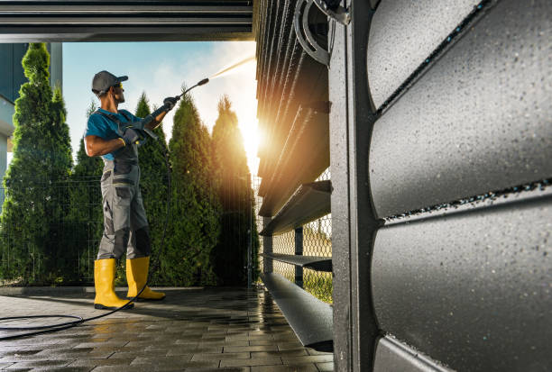 Fence Pressure Washing in Louisiana, MO
